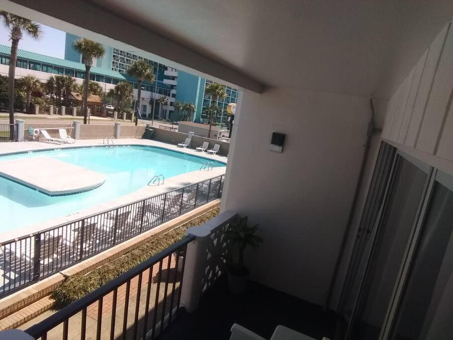 Pool Front & Across From Beach Myrtle Beach Kültér fotó