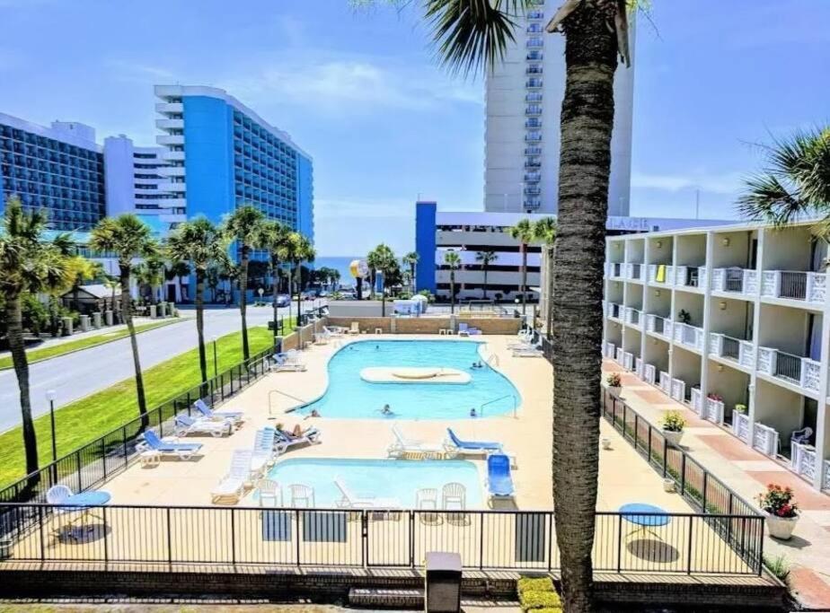 Pool Front & Across From Beach Myrtle Beach Kültér fotó