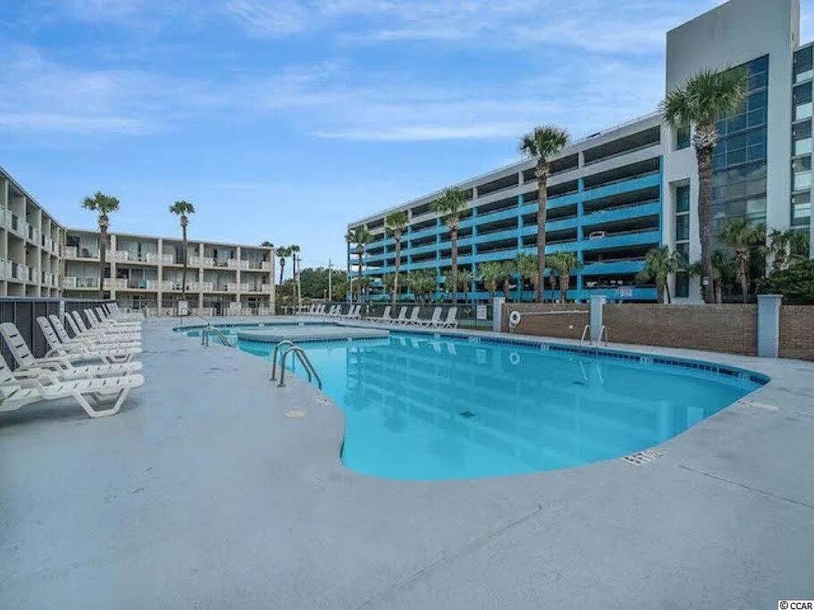 Pool Front & Across From Beach Myrtle Beach Kültér fotó